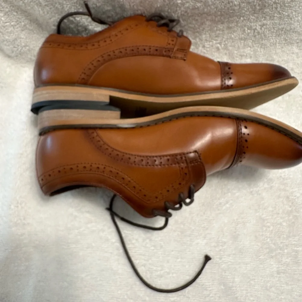 Stacy Adams refined leather