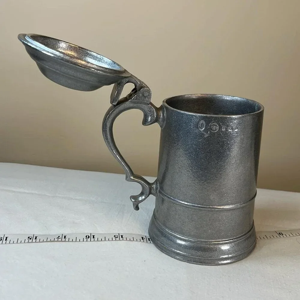 Wilton Armetale vintage wilton