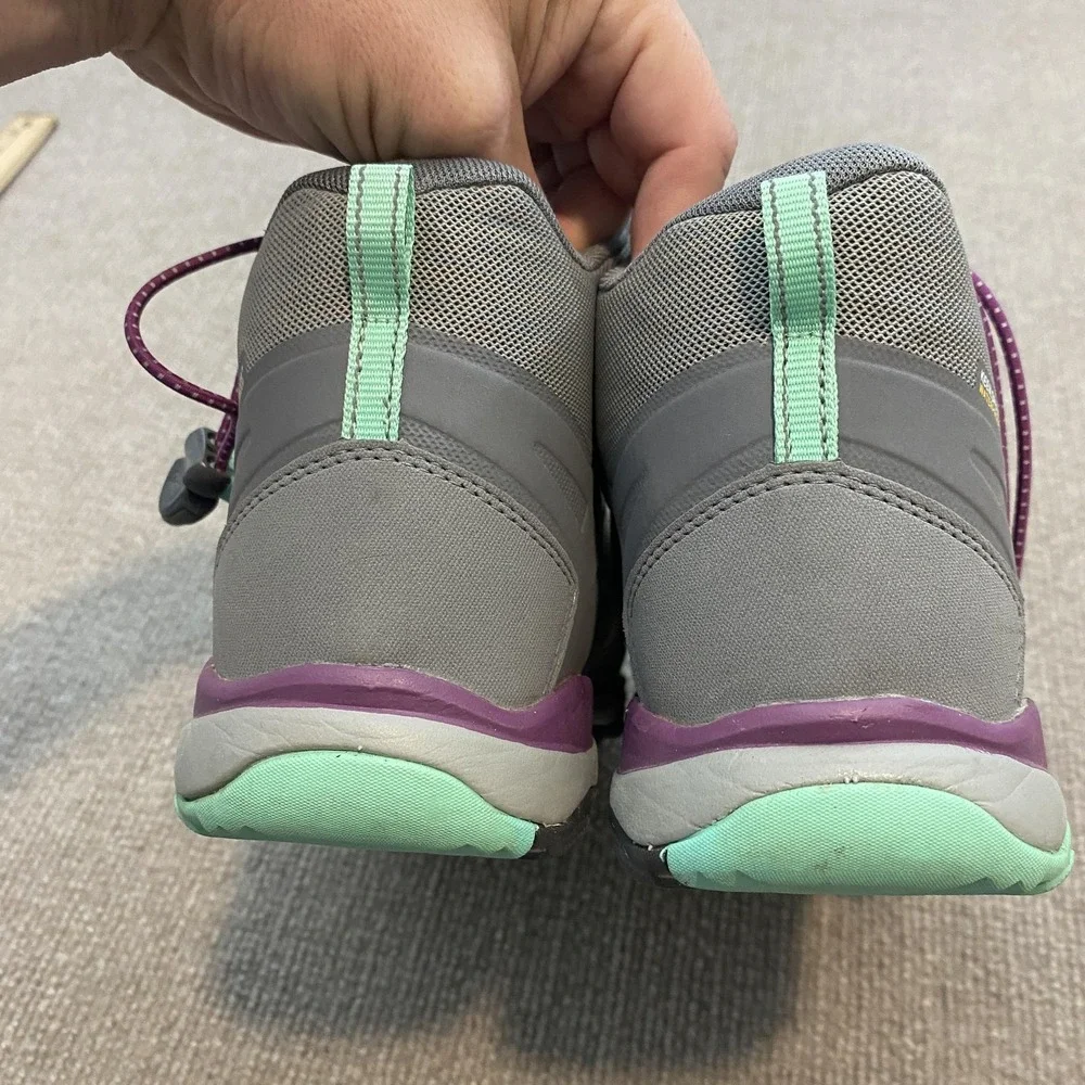 Keen lightly worn
