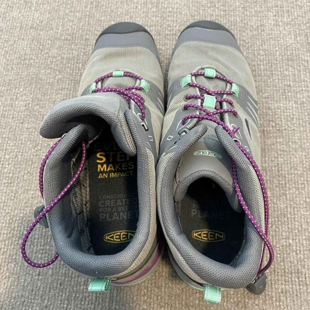 Keen lightly worn