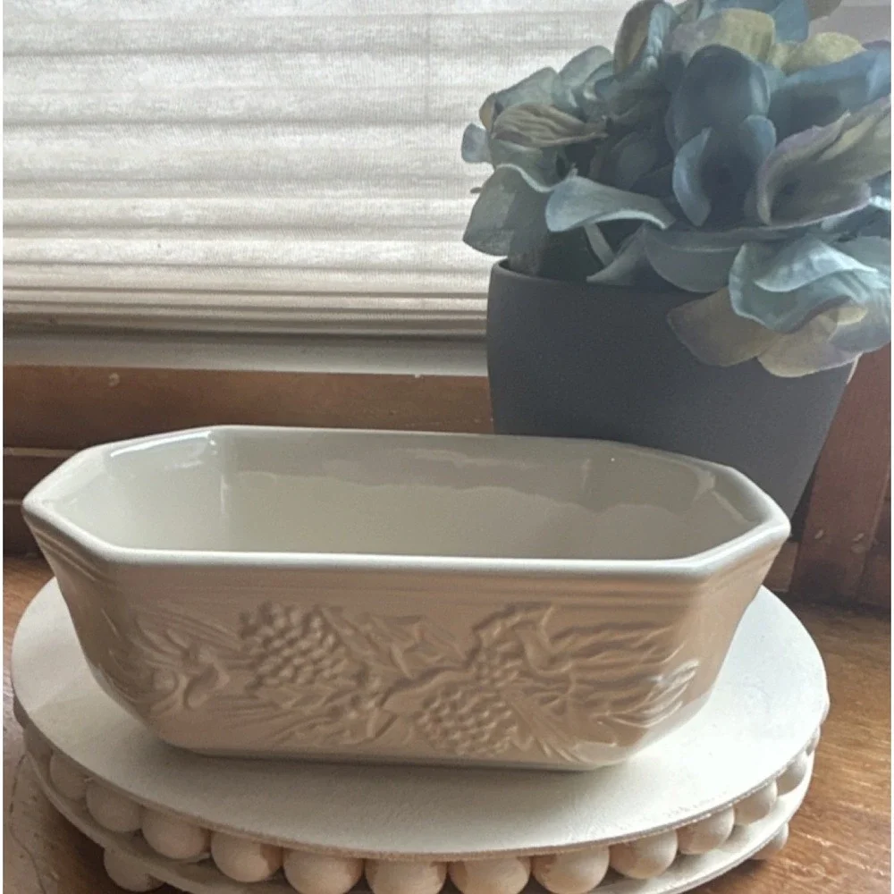 Longaberger Nature's Garland Embossed Dish Ivory Ceramic Rectangular Boxed