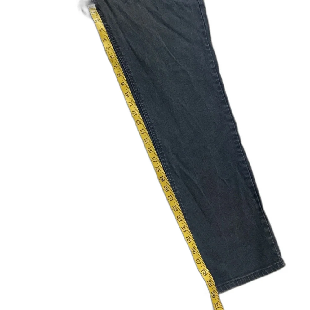 Levis inseam below flat