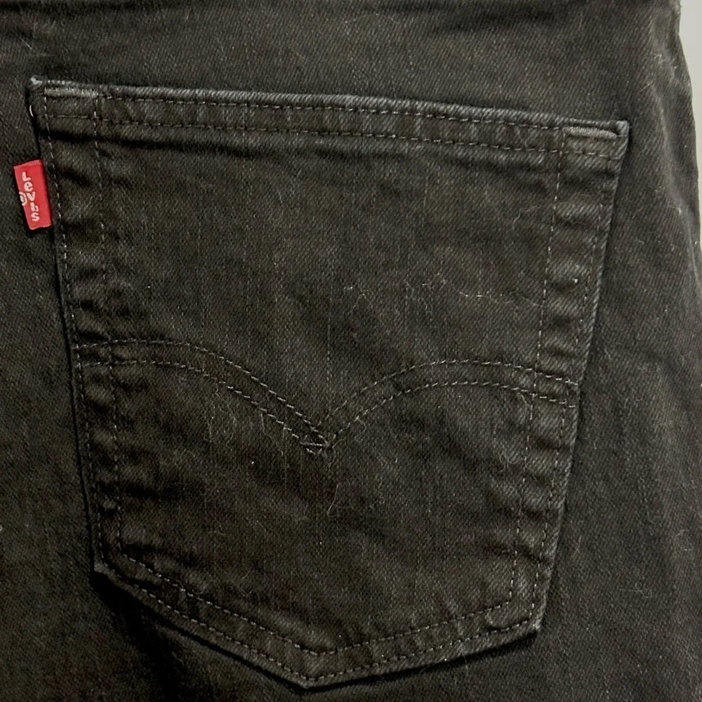Levis like smoke designed