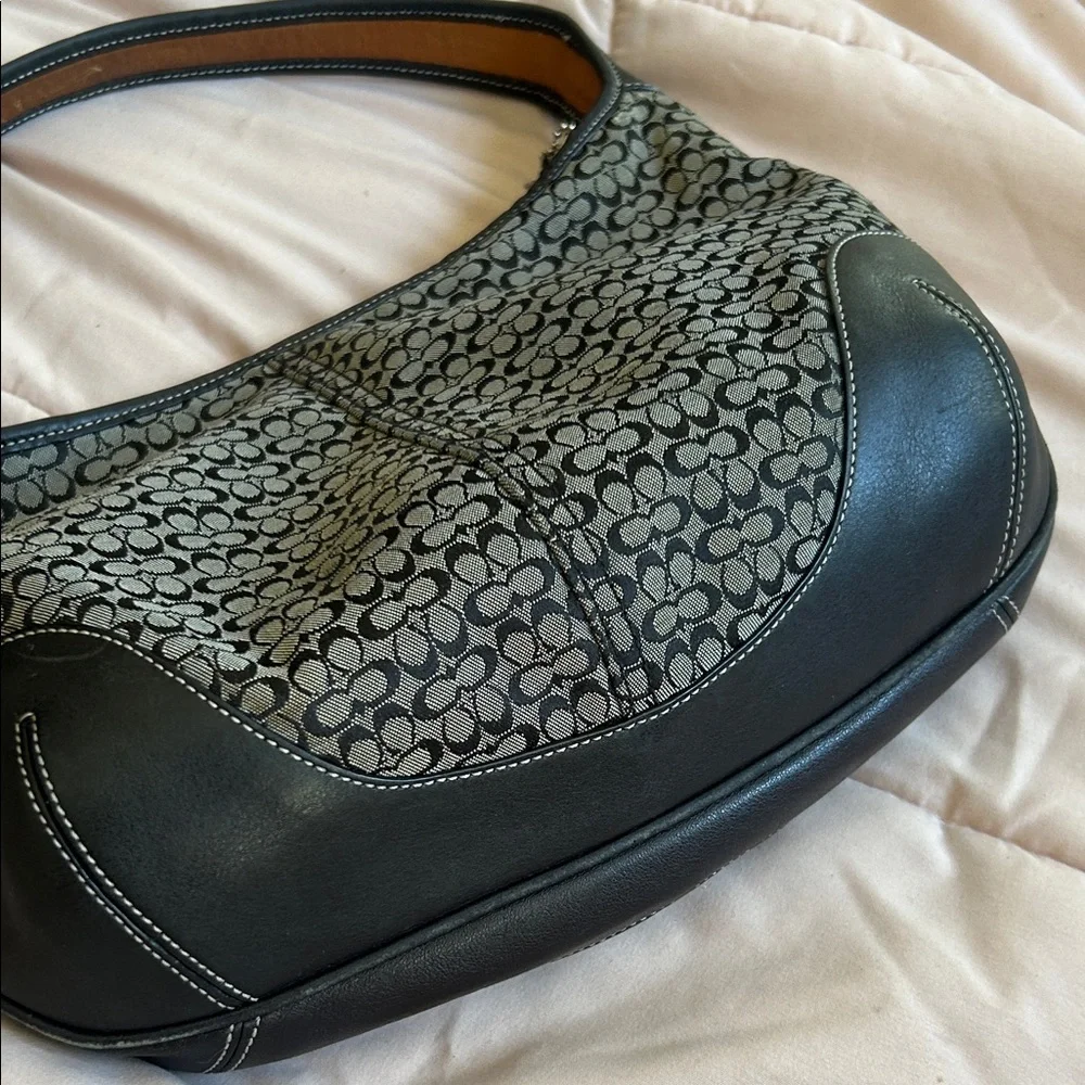 Coach hobo gray