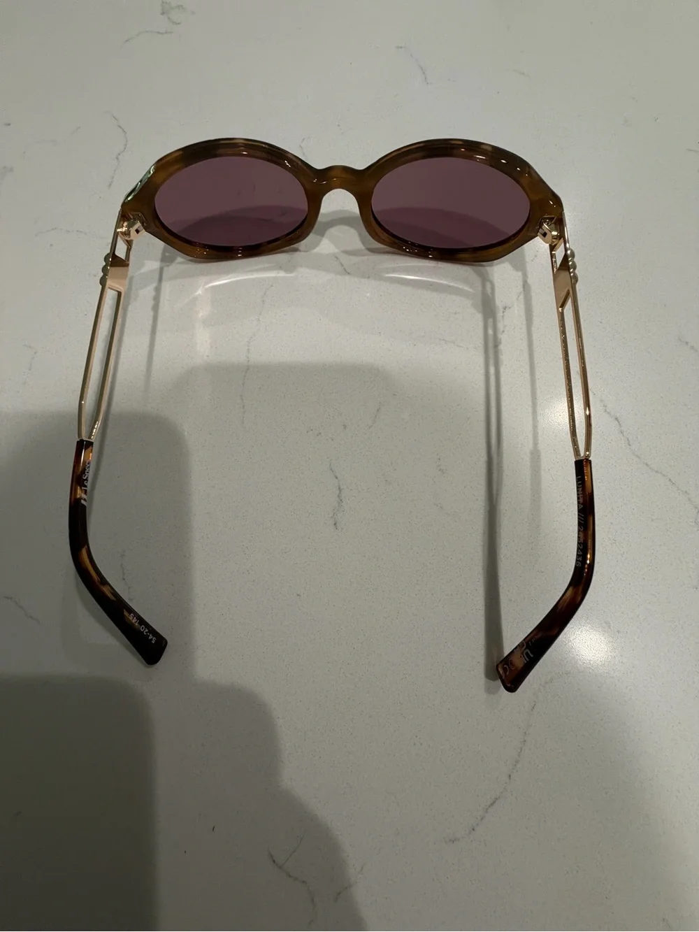 Le Specs le specs