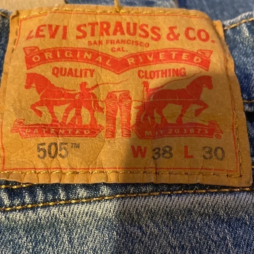 Levis levi s®