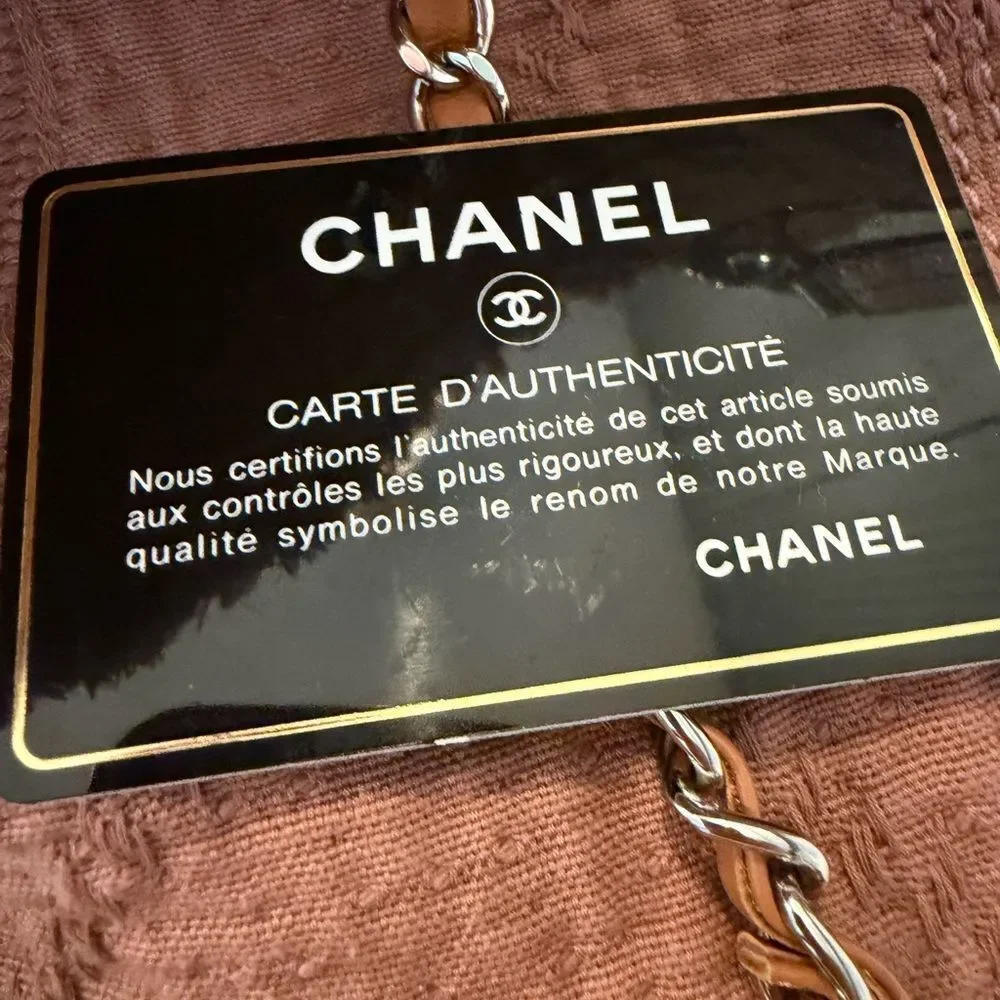 CHANEL reverso boy
