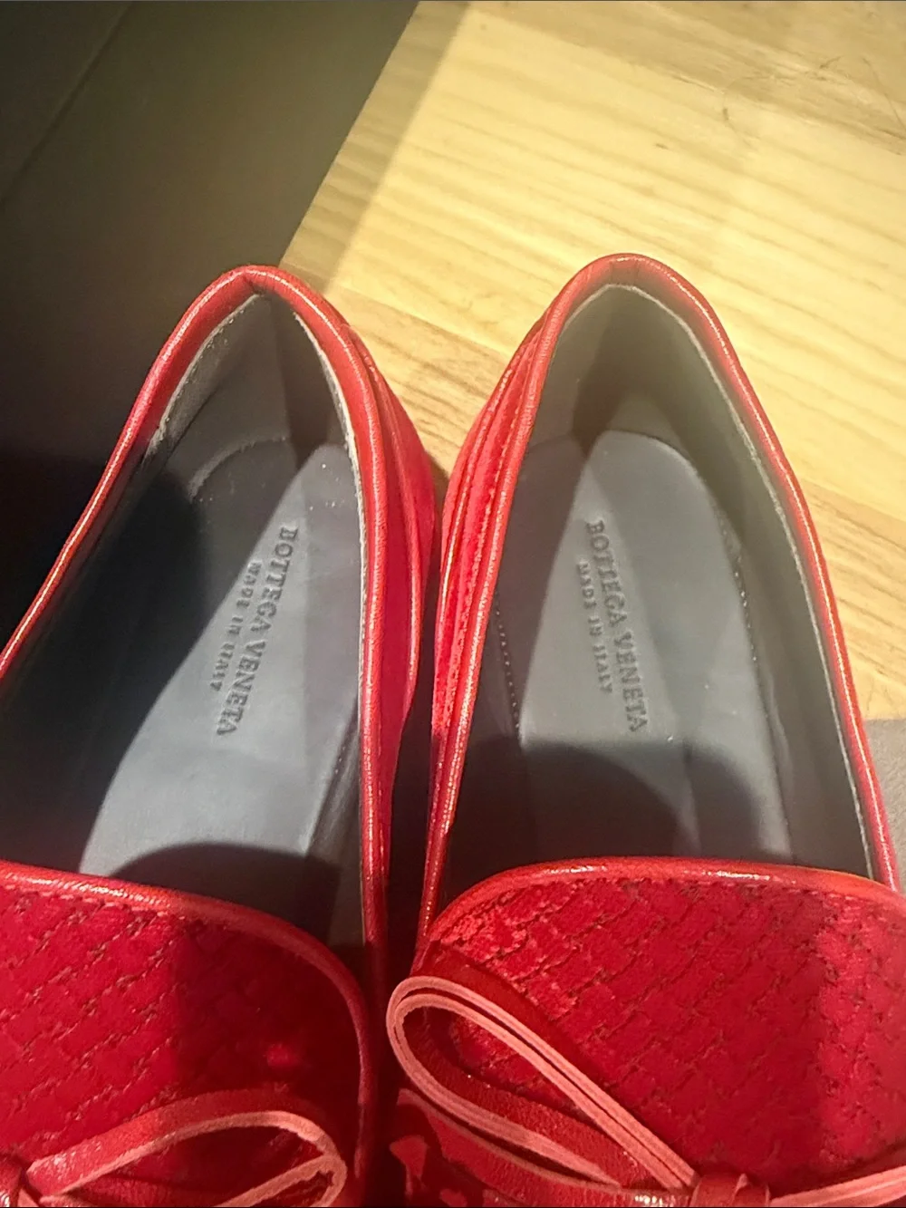 Bottega Veneta elegant red