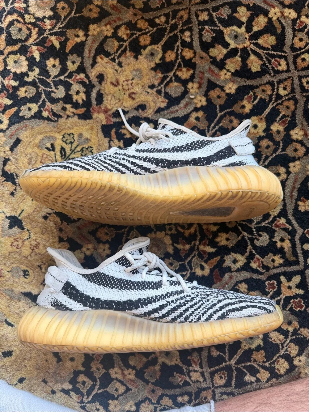 Adidas Yeezy Boost 350 V2 