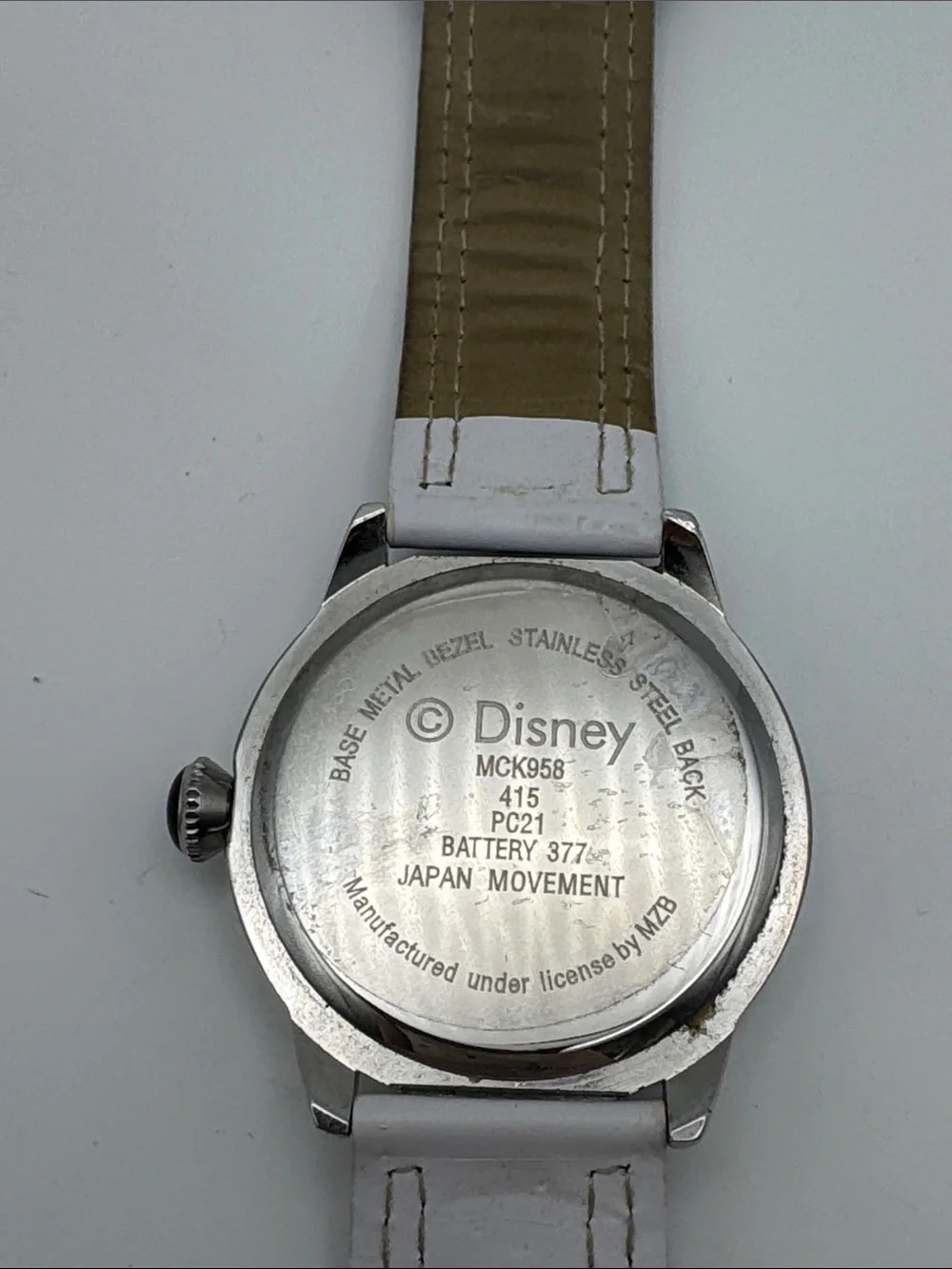Disney Mickey Mouse Comics Cartoon Watch Large Case Needs Battery