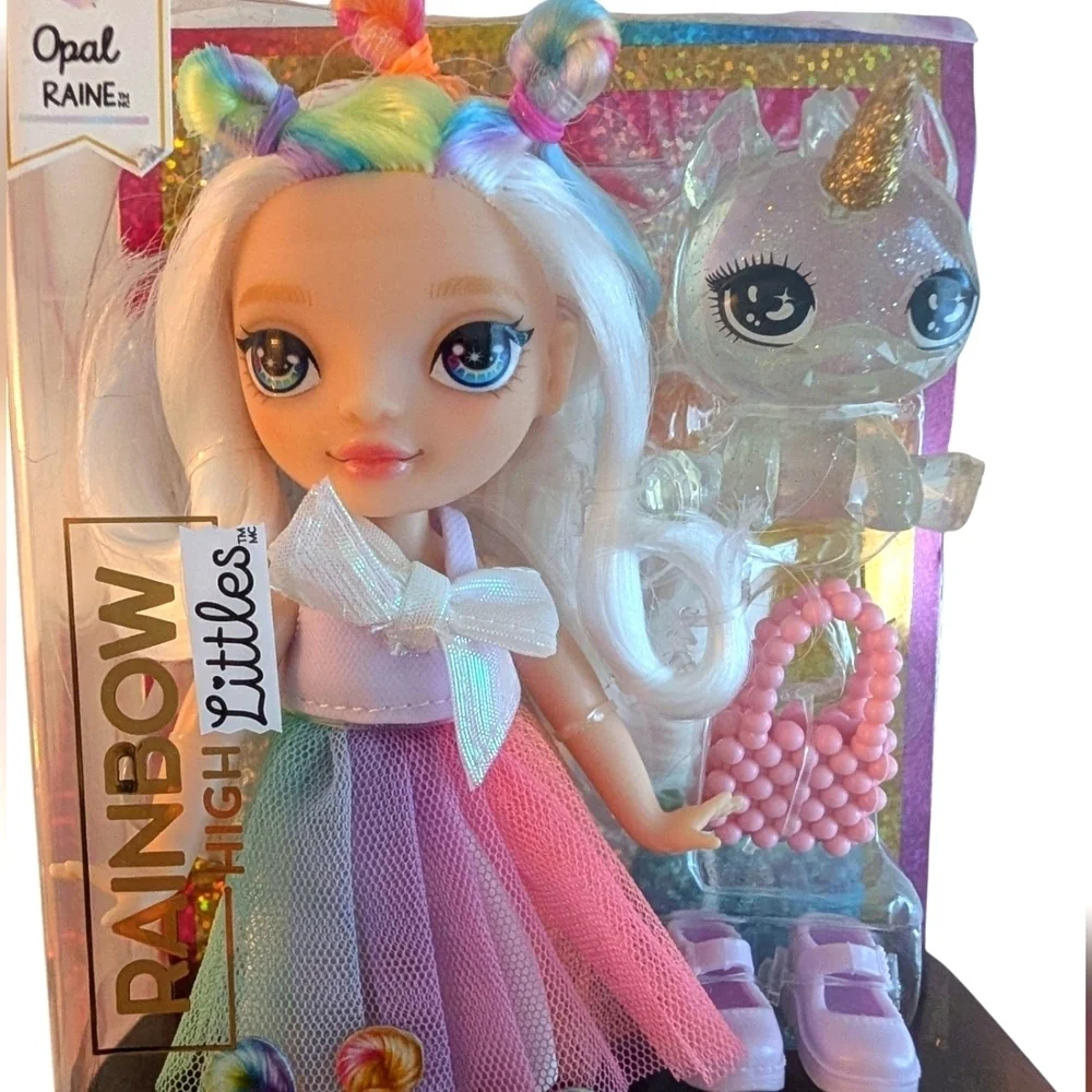 Rainbow High nwt rainbow