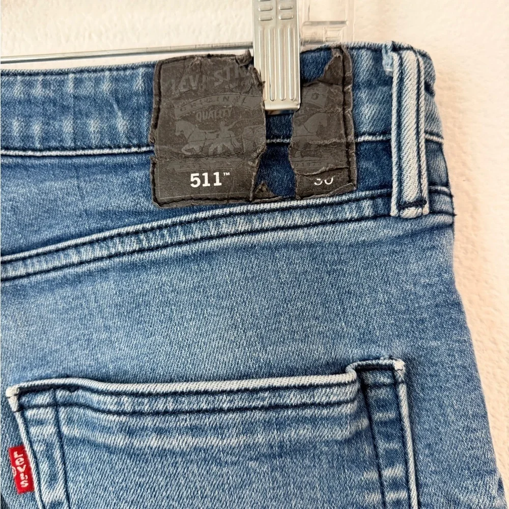 Levi's 511 Men's Jeans Sz 32 Slim Fit Zipper Fly Denim Blue Vintage Distressed