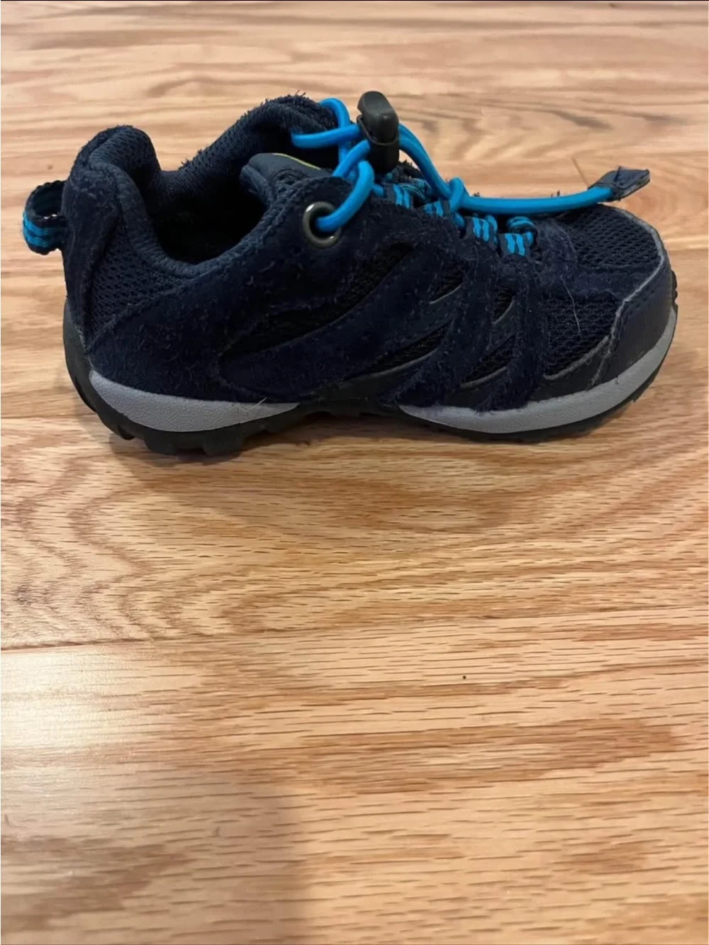 Columbia blue hiking