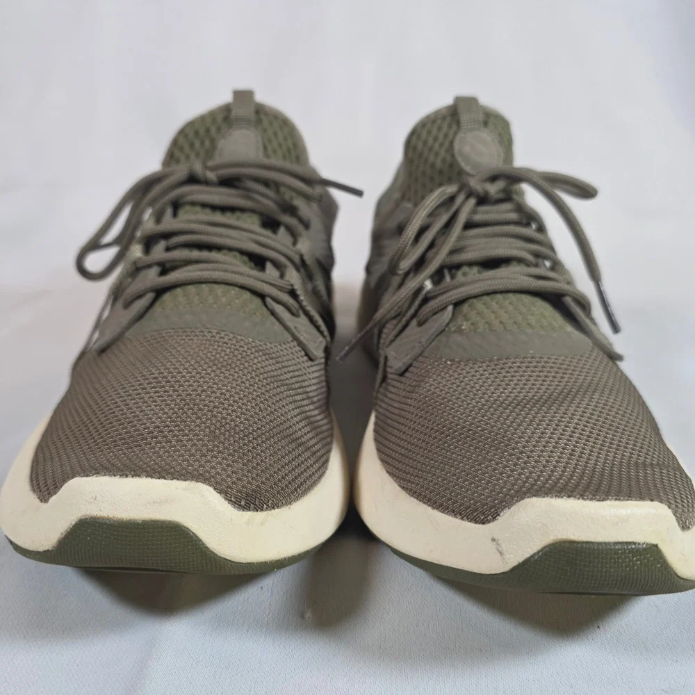 OluKai holo sneakers