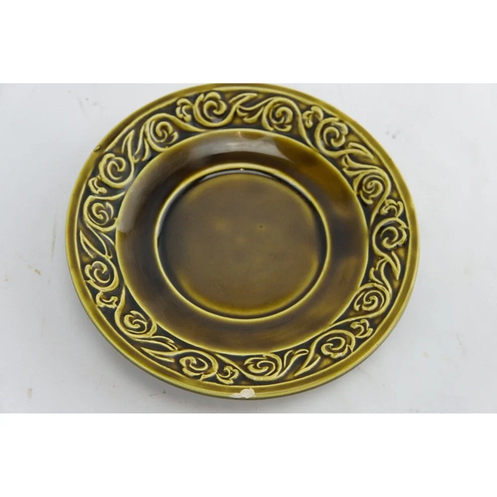 Unbranded vintage ceramic