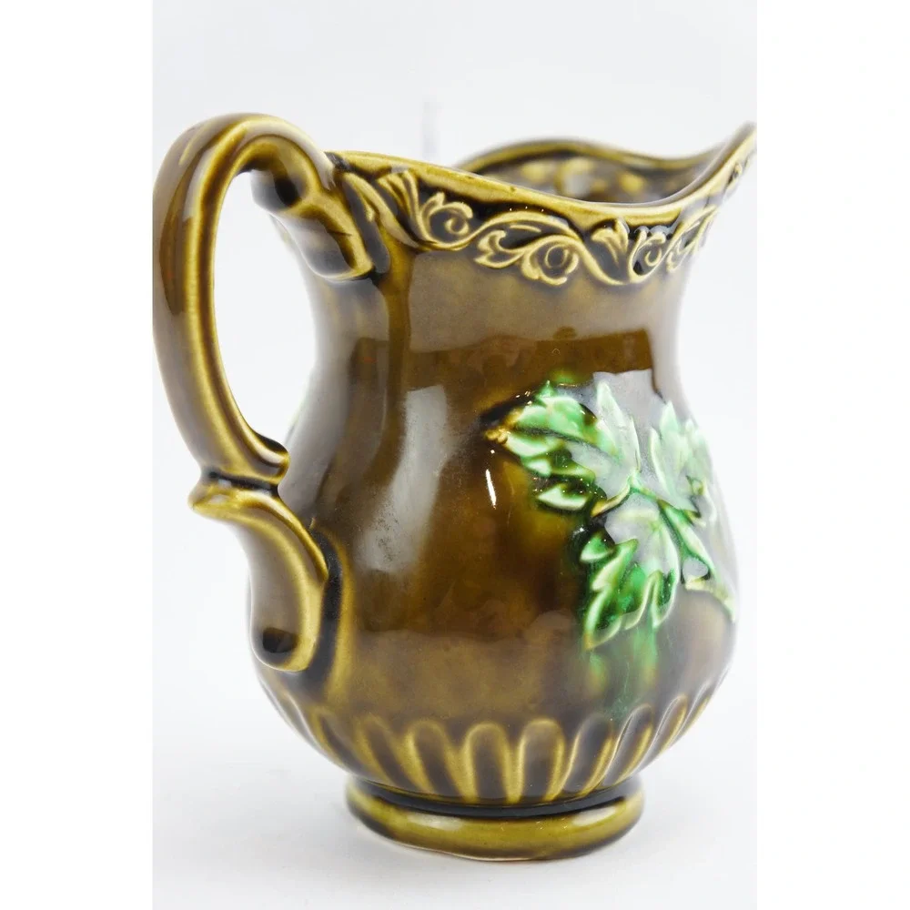 Unbranded vintage ceramic