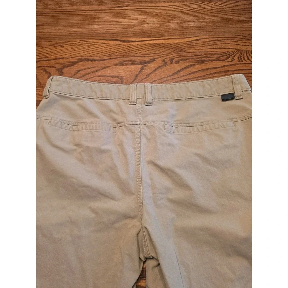 The North Face Shorts Mens Size 36 Khaki Cargo 11.5