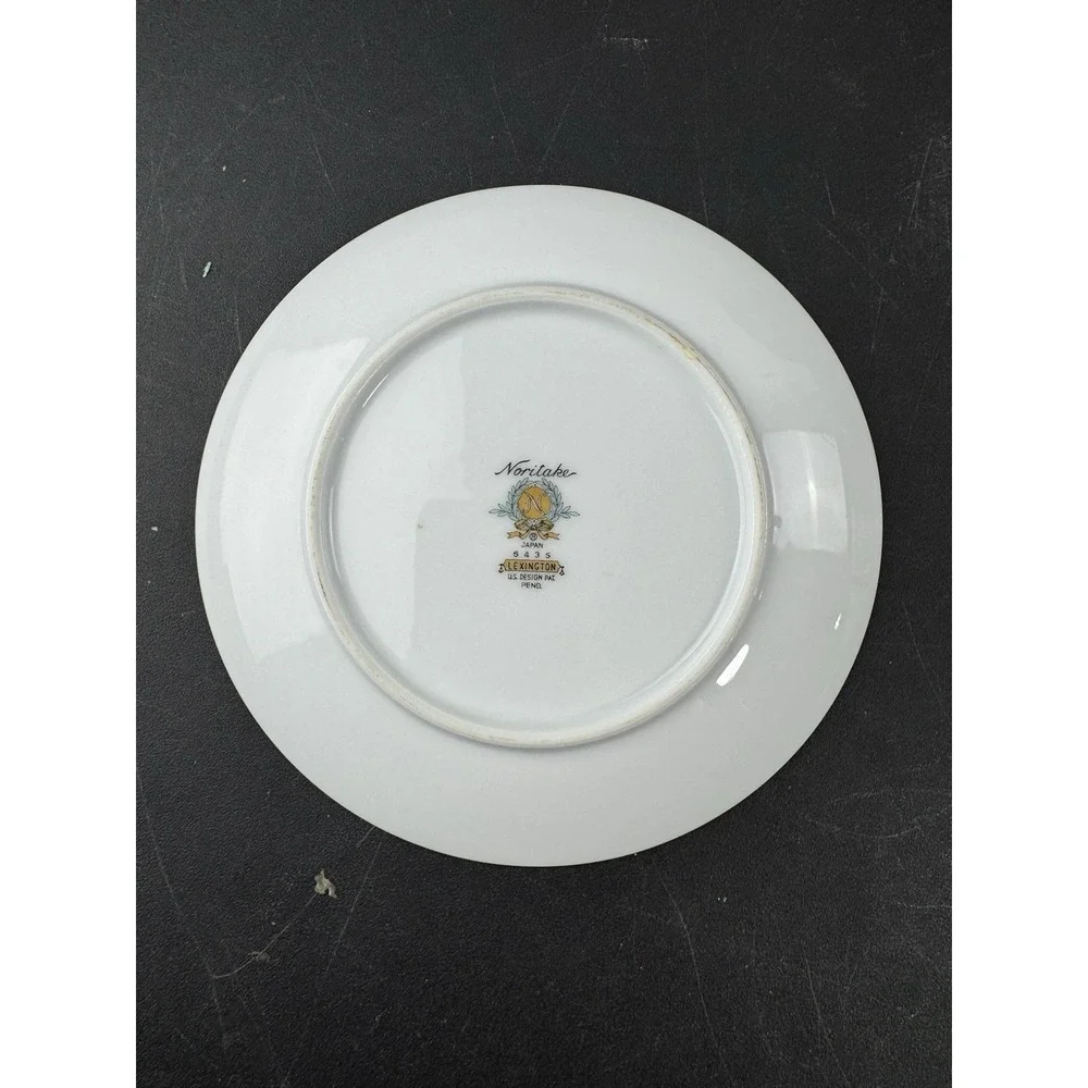 Noritake setting all trim
