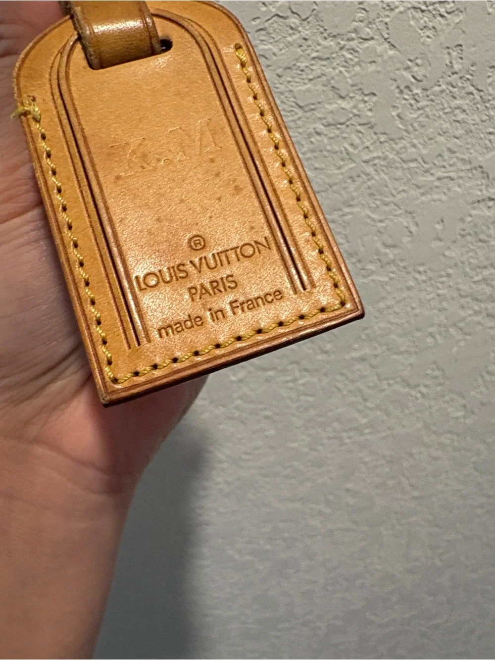 Louis Vuitton Vachetta Leather Luggage Tag in Tan