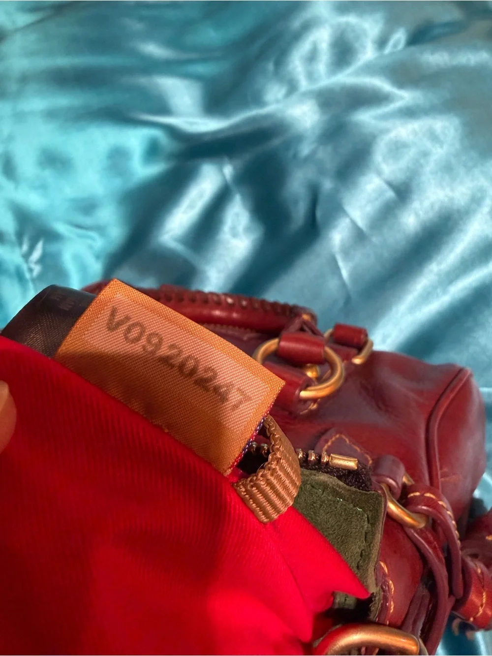 Dooney & Bourke supple italian