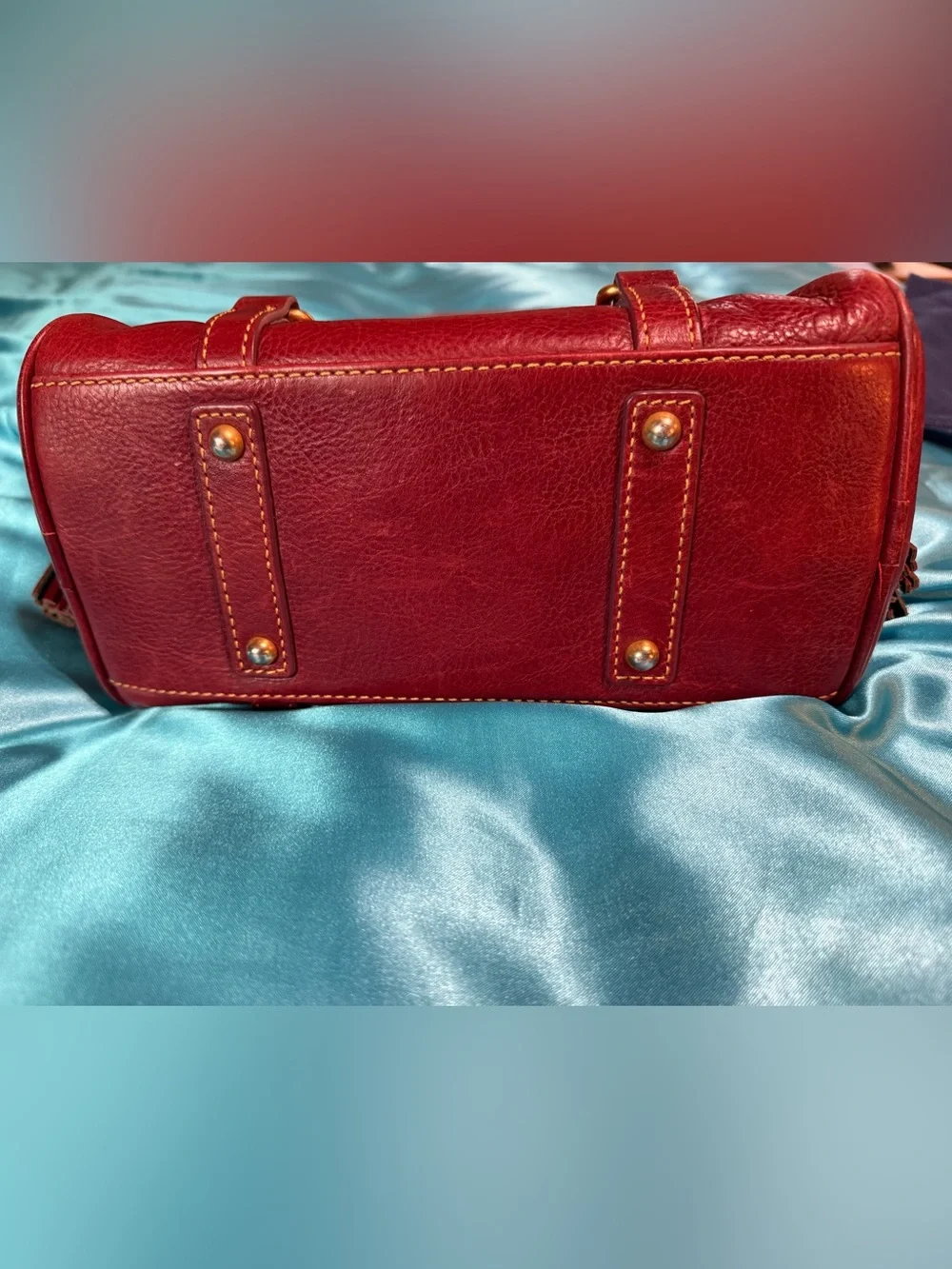 Dooney & Bourke supple italian