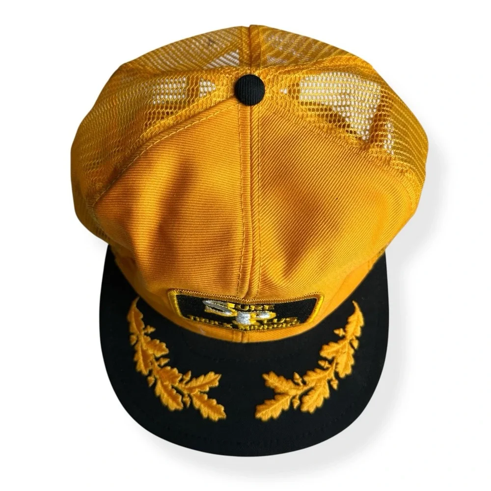 The Unbranded Brand vintage sure