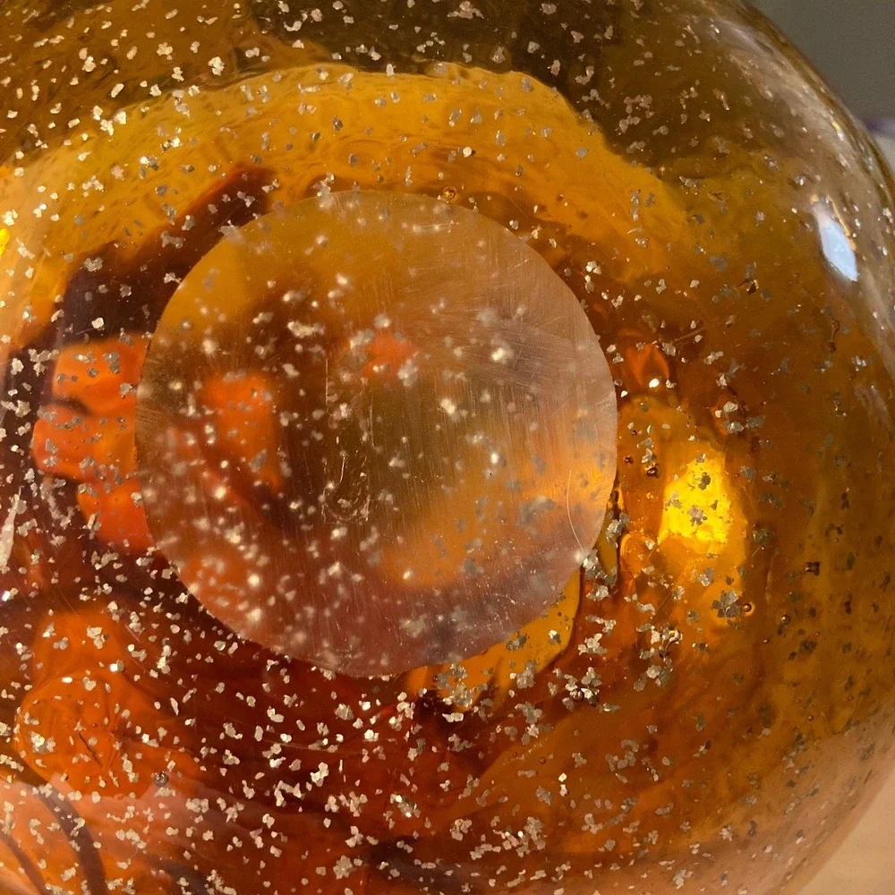 N/A striking amber