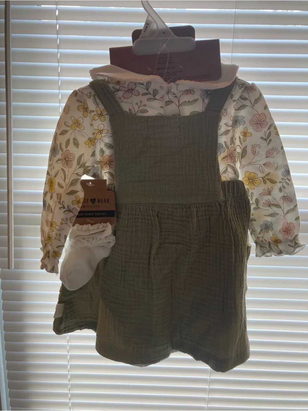 Rabbit And Bear adorable olive