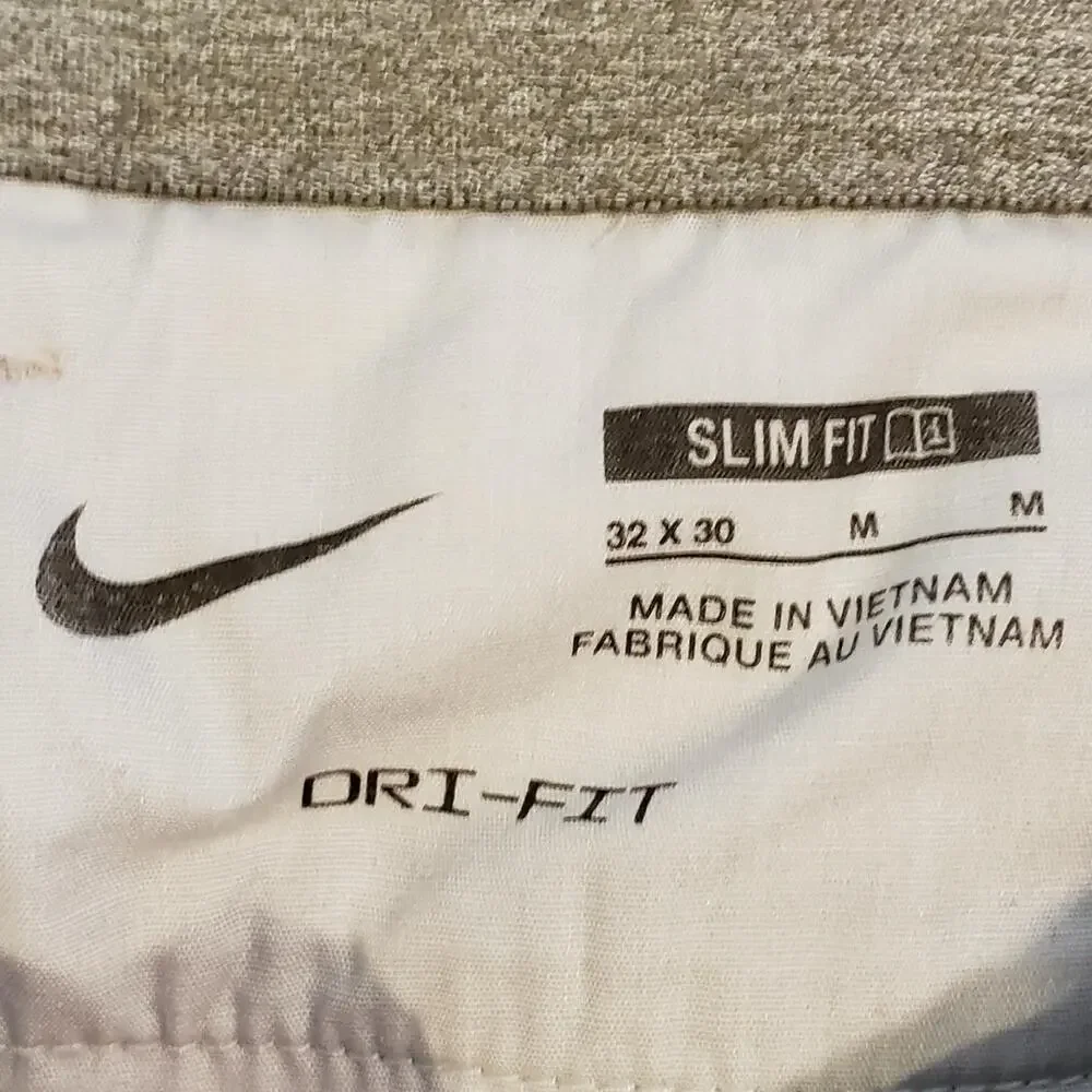 Nike size 32x30