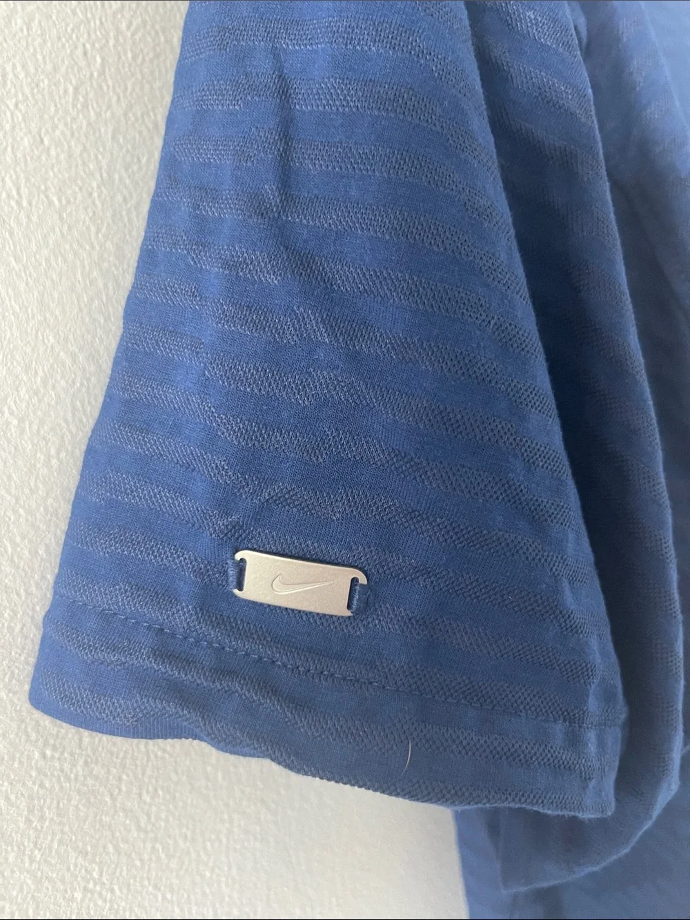 Nike short sleeve