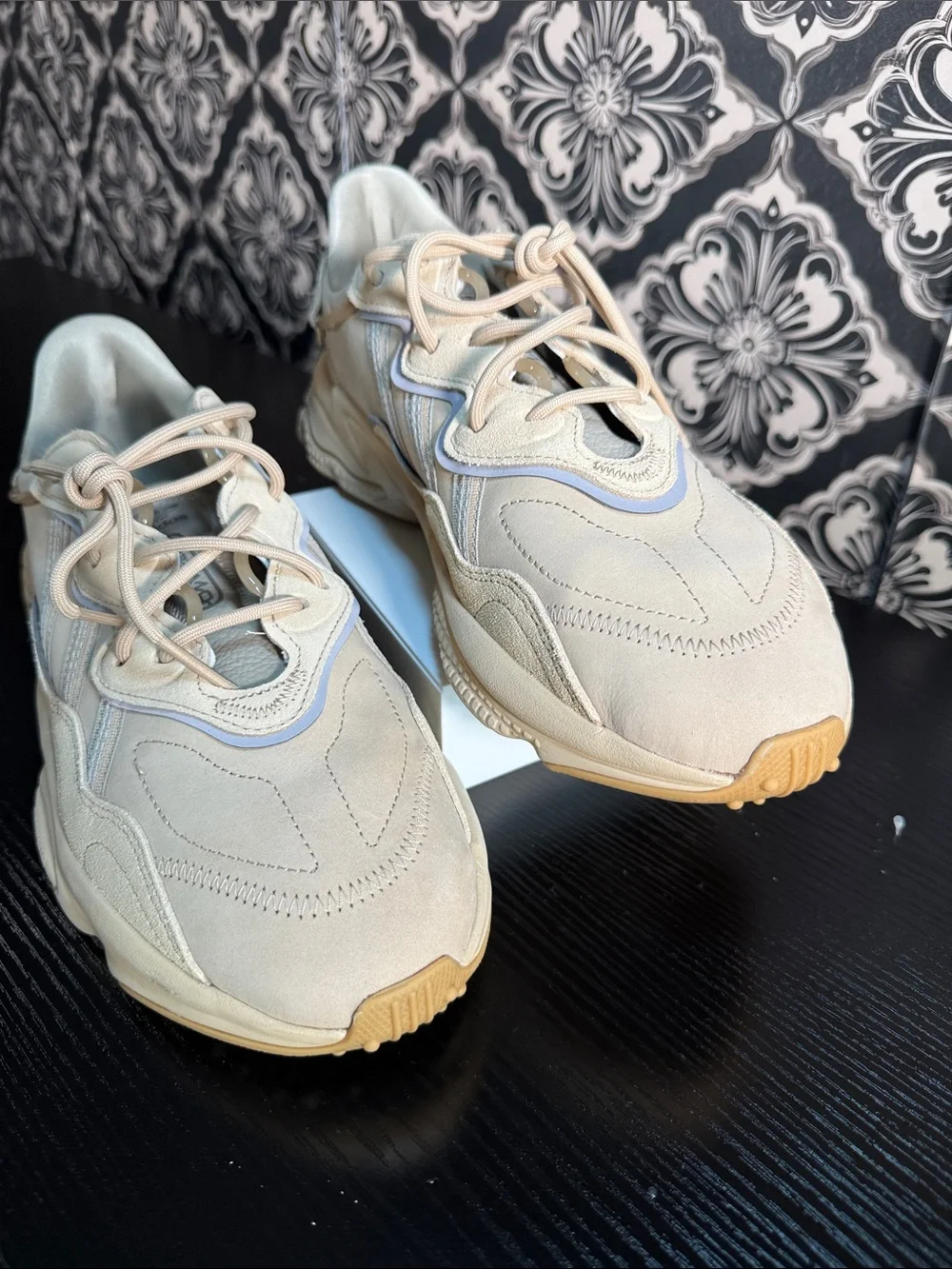 adidas stylish sneakers