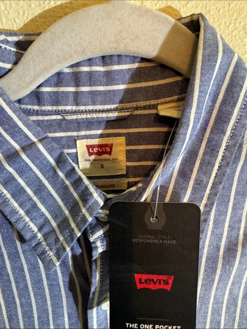 Levi's Blue and White Vertical-Stripe Short Sleeve Button-Down Shirt