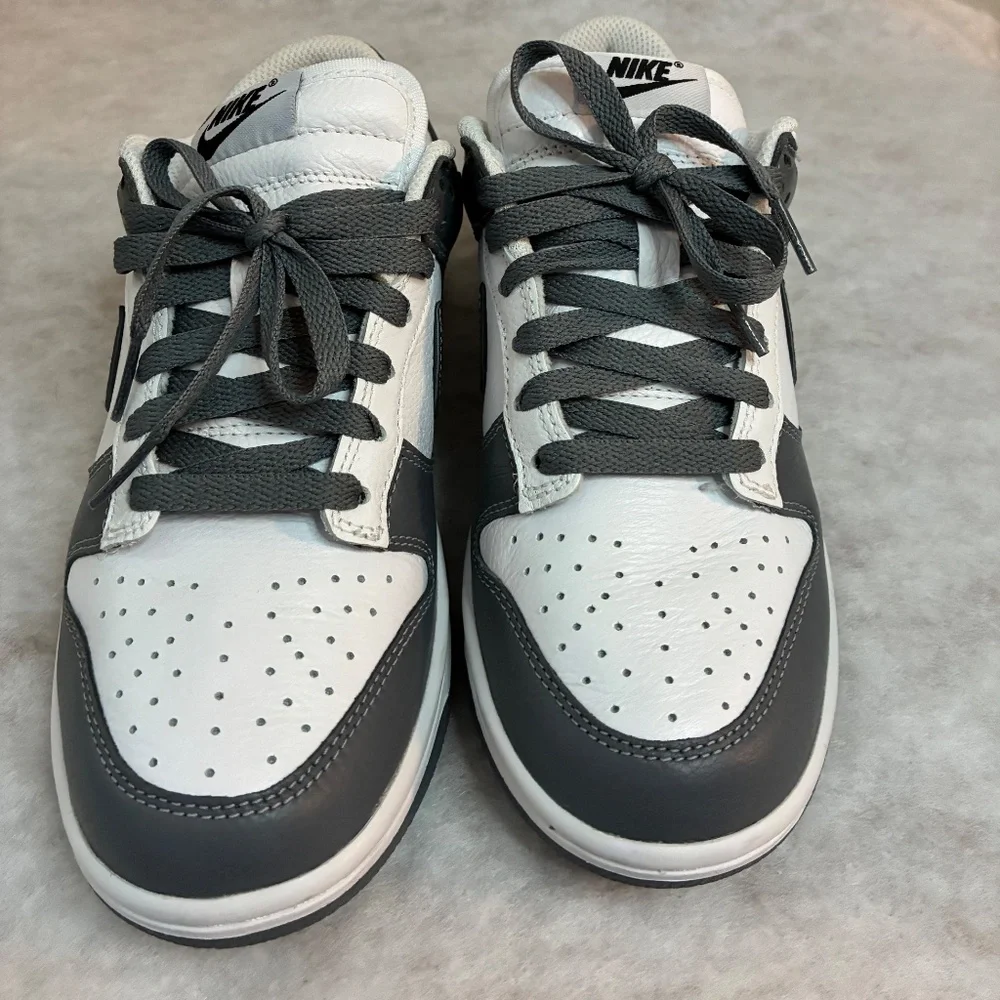 Nike dunk low