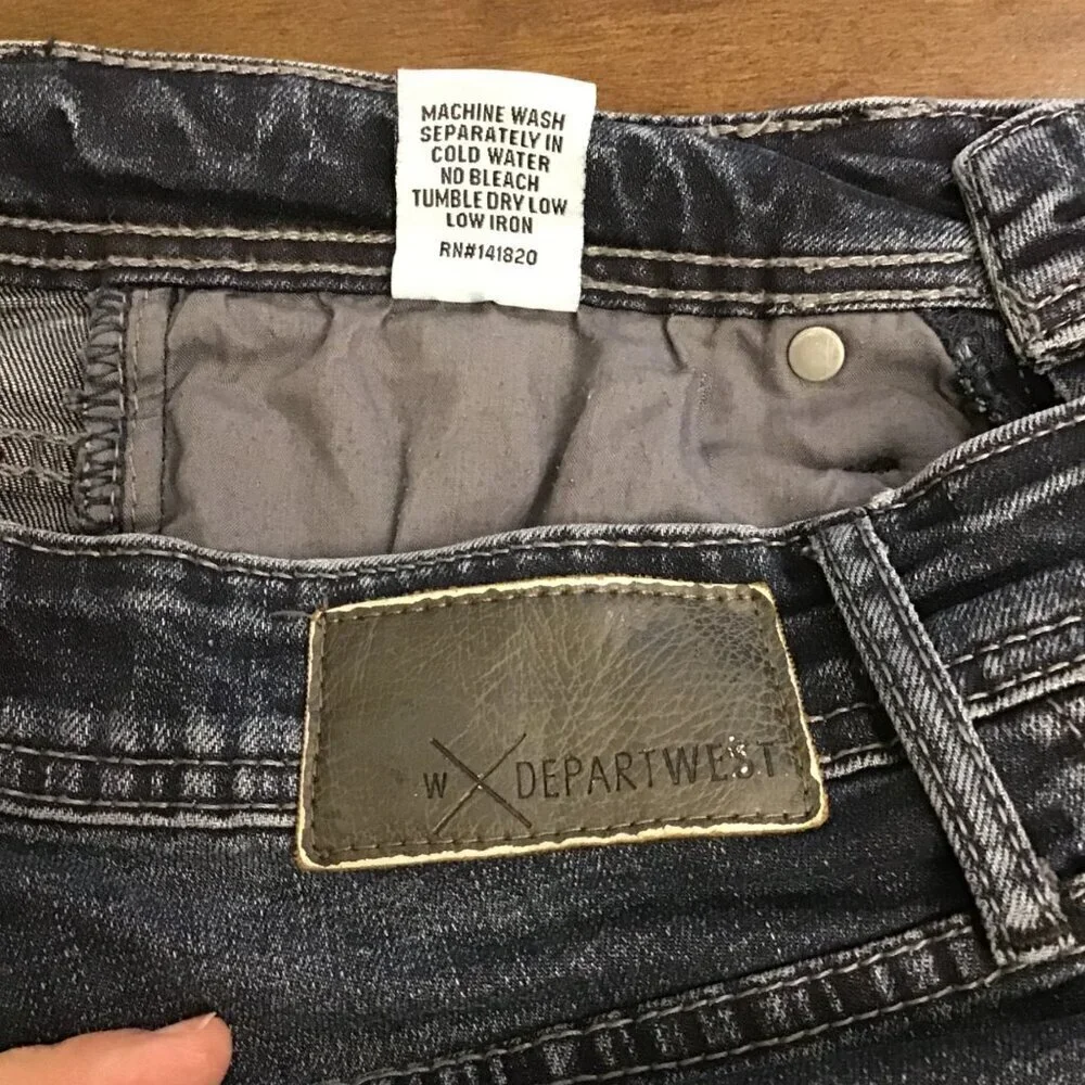 Departwest size 28x32