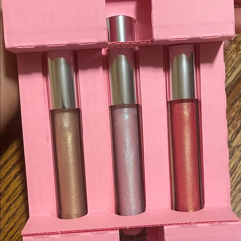 Clinique lip gloss