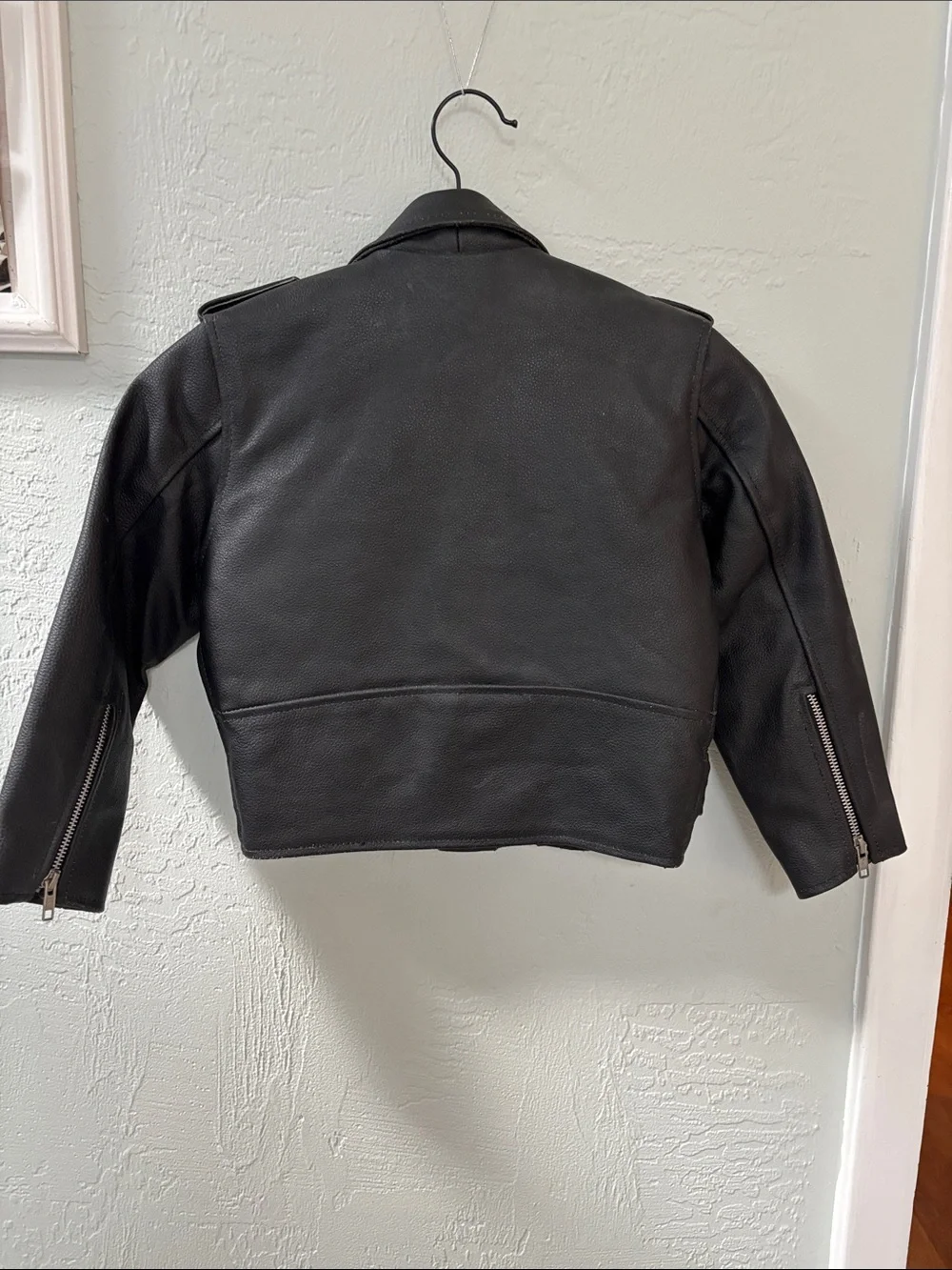 Highway Hawks classic black