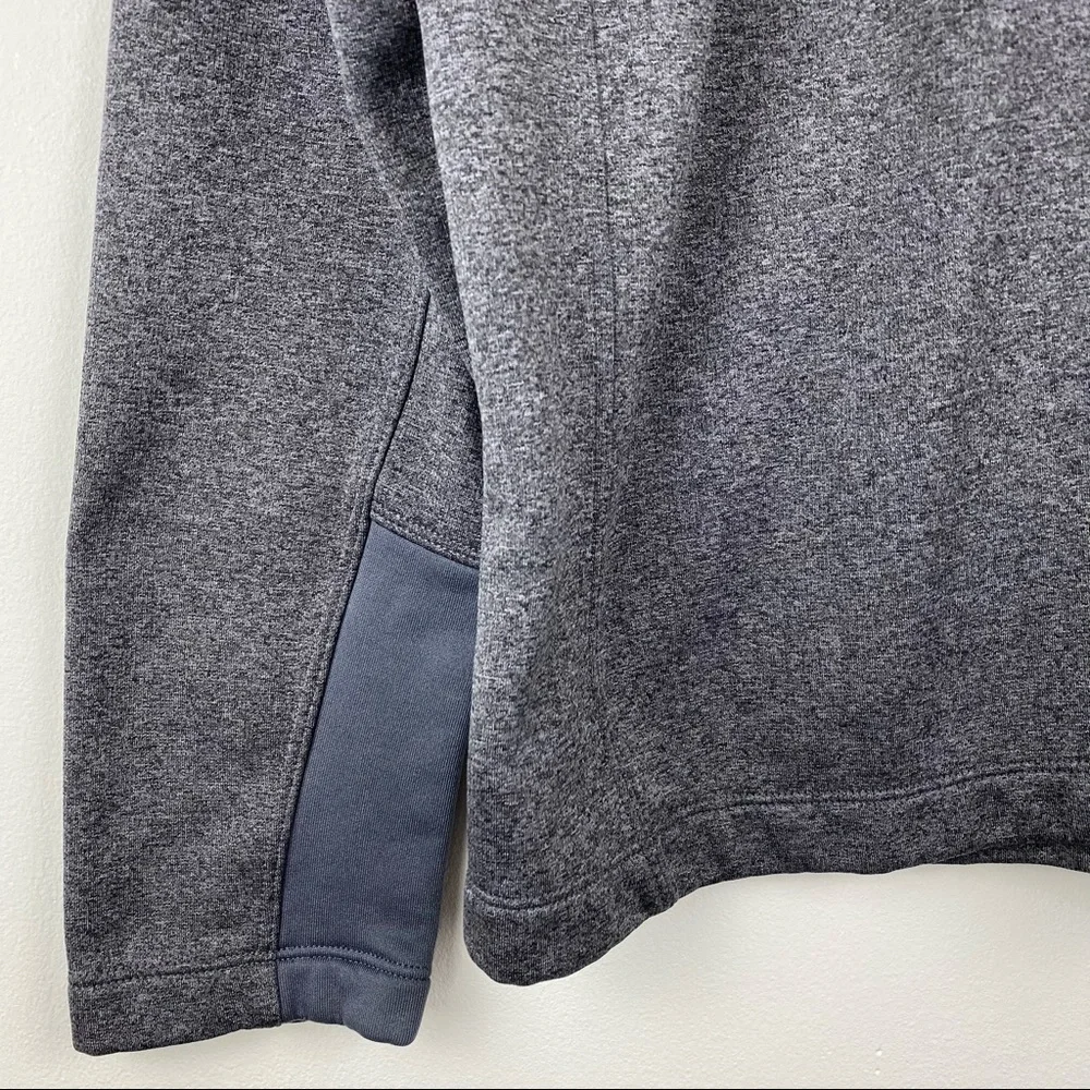 The North Face fleece approximate