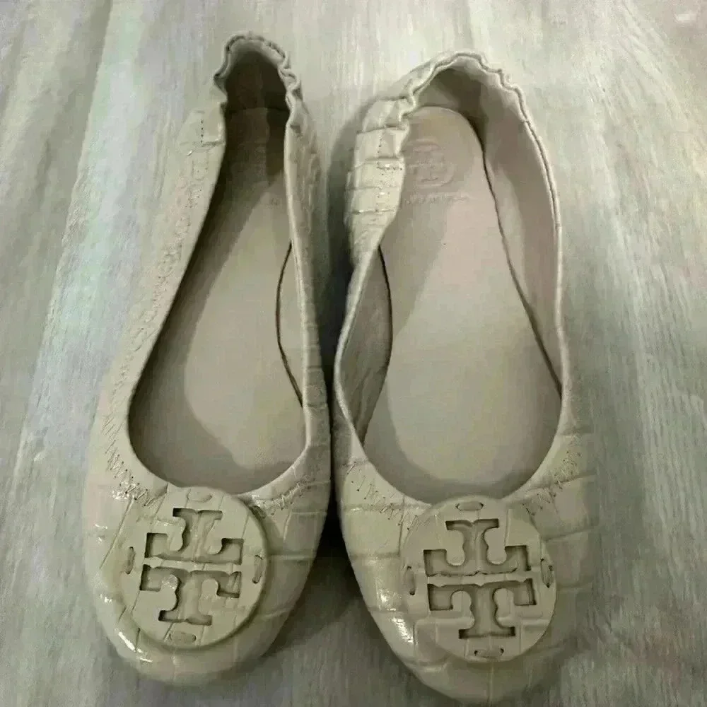 New Tory Burch woman Minnie Flats size 5