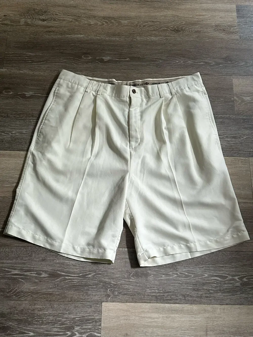 Caribbean Joe Men's Shorts White Cream Size 38