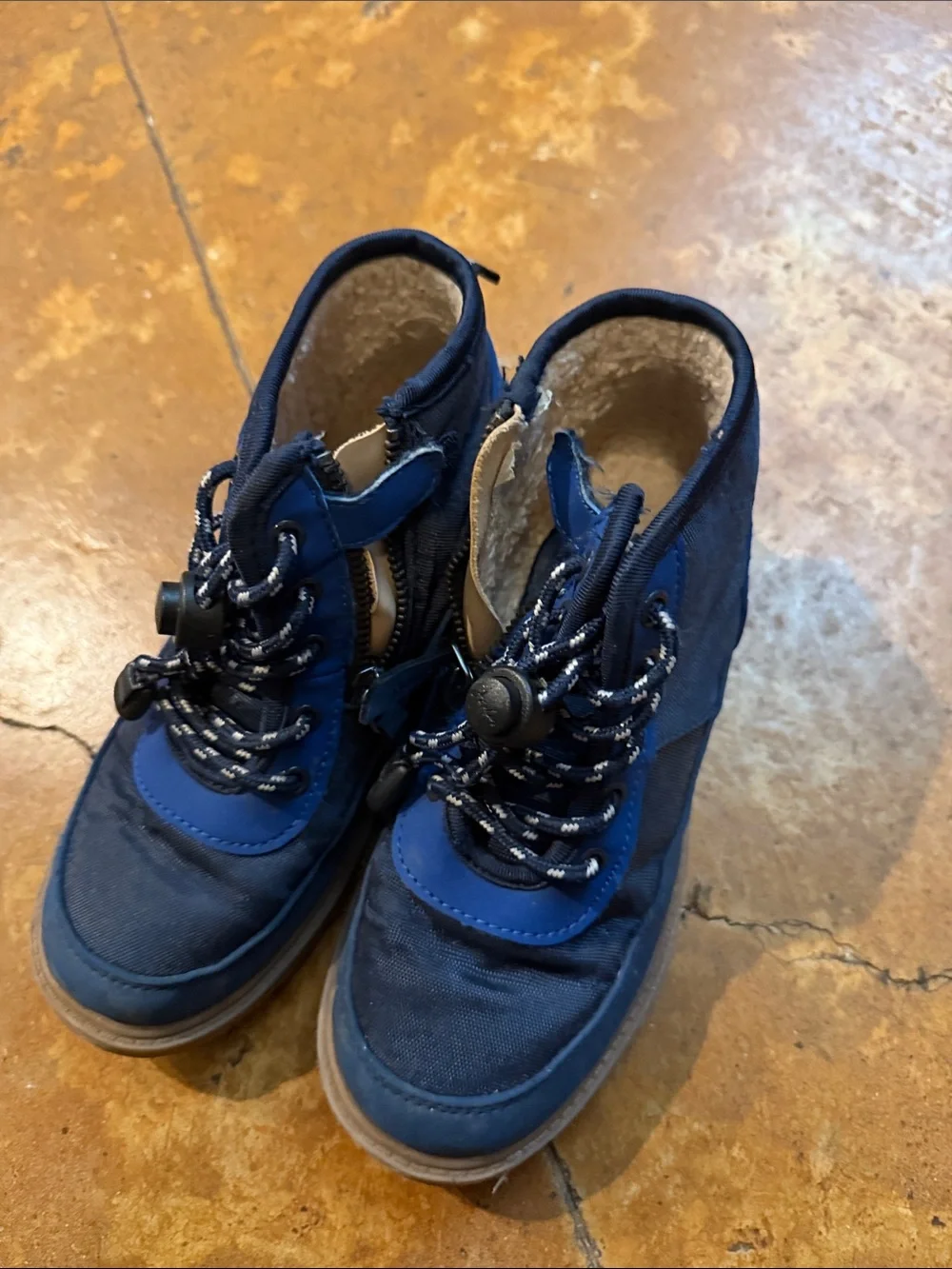 Joules Navy Blue Kids’ Lace-Up Winter Boots with Shearling Trim