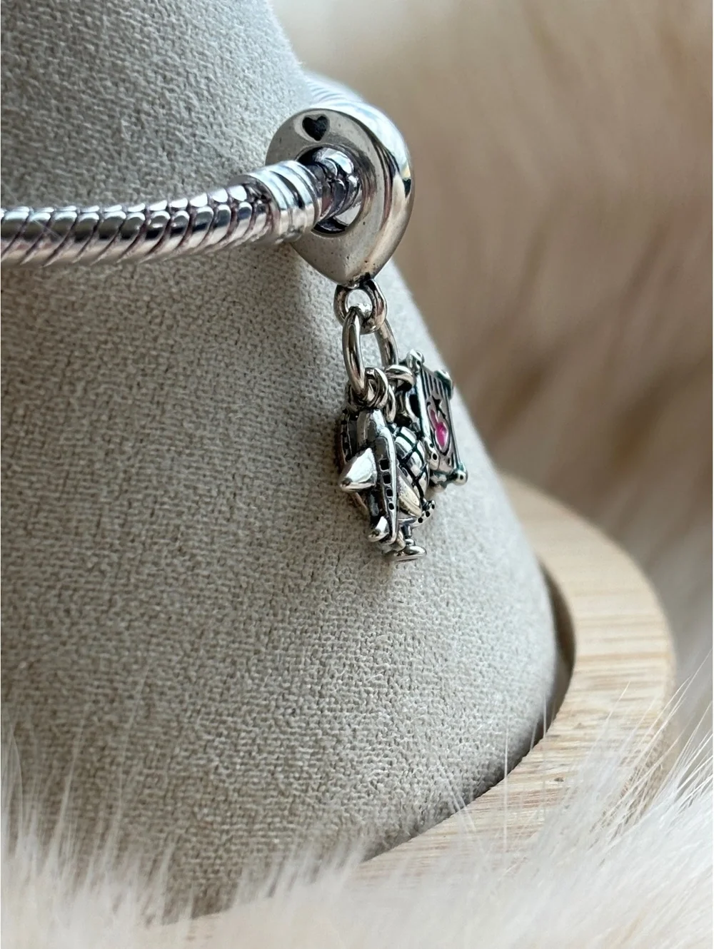 Pandora globe including sterling
