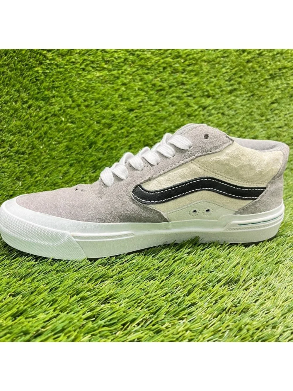 Vans please review