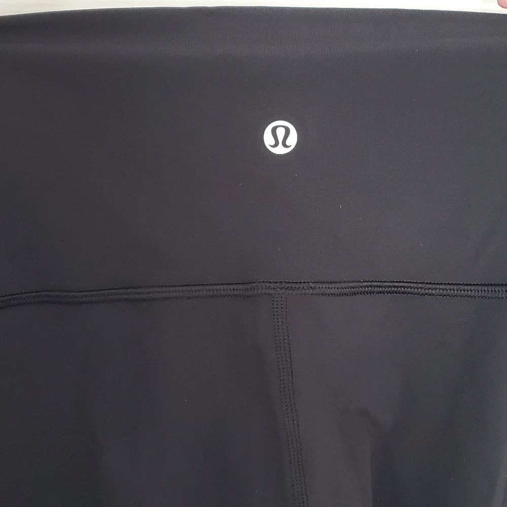 lululemon athletica lululemon black