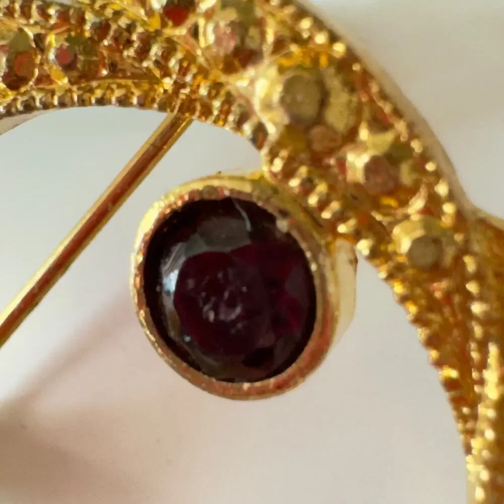 Vintage lot gold