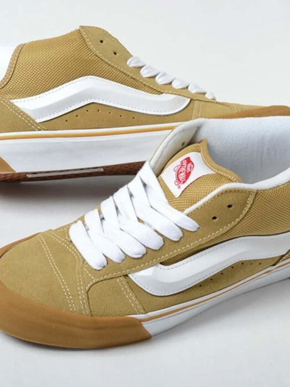 Vans knu mid