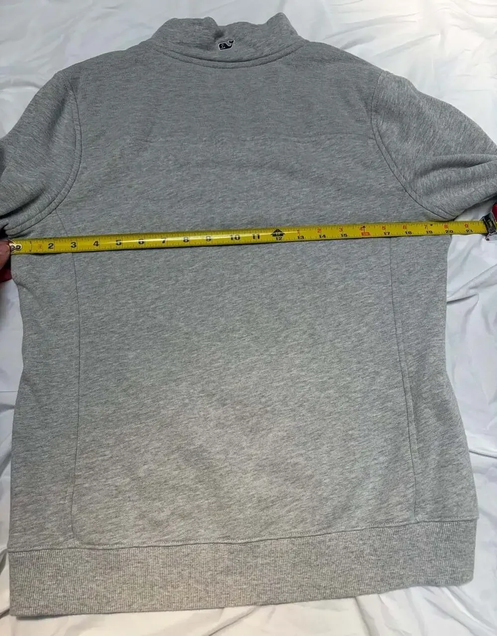 Vineyard Vines tagged medium