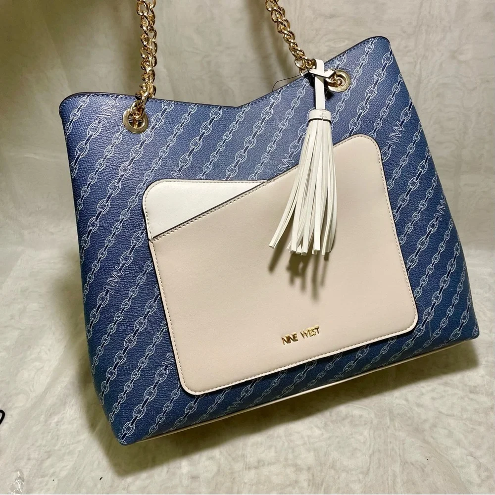 Nine West Navy Chain Link Design with Cream/White Accent Tote, NWOT