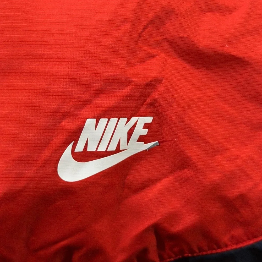 Nike windbreaker blue