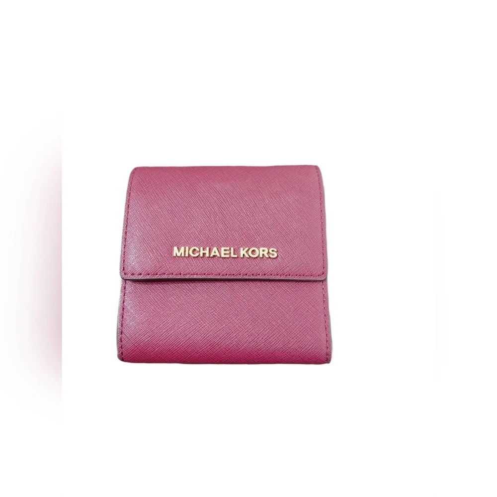 Michael Kors compact red