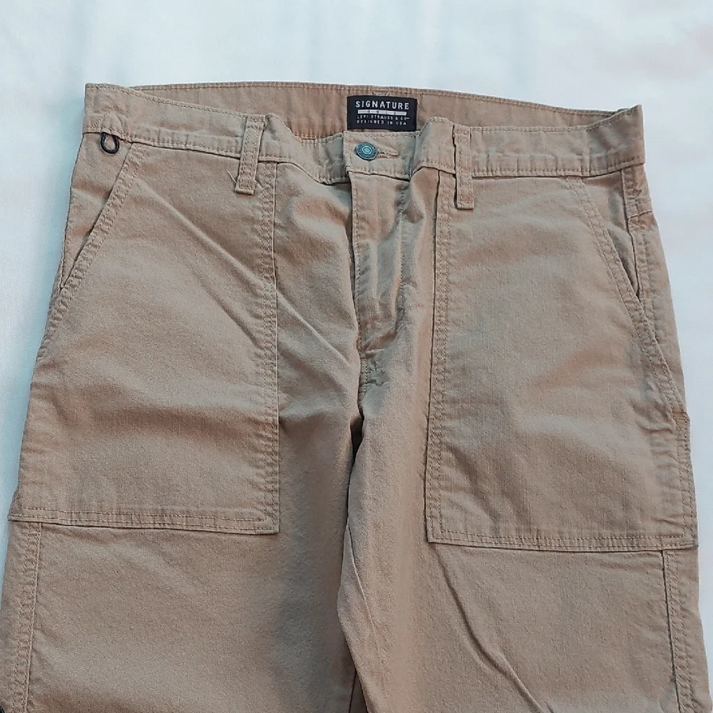 Signature comfortable taupe